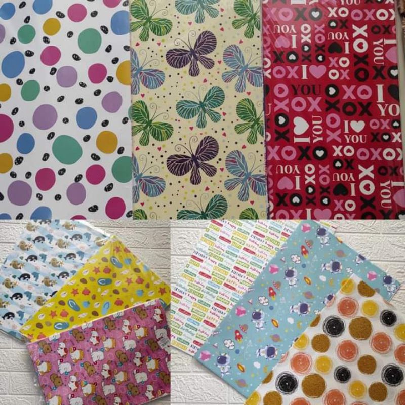 

Kertas kado bungkus kado (1 lembar)