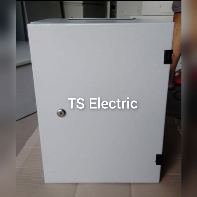 Box Panel 50x70x20 Indoor / Box Panel Uk. 50x70x20 Indoor Plat Tebal