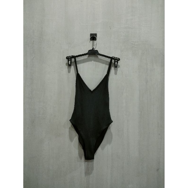 UO RIBB BODYSUIT