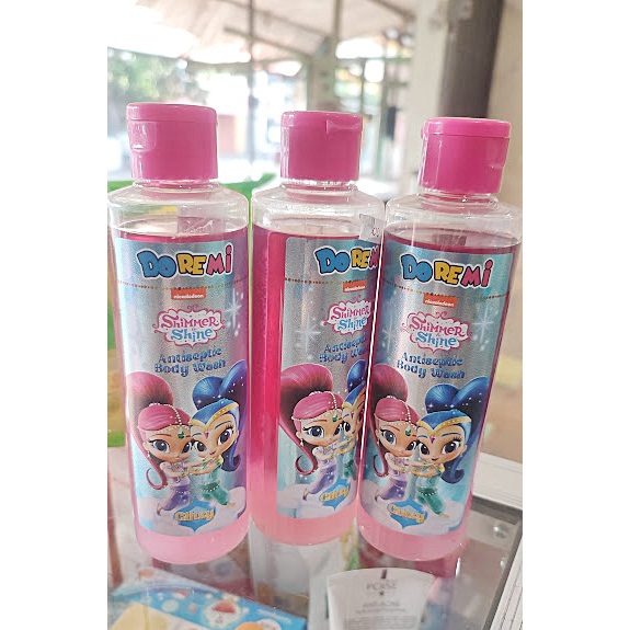 Doremi Antiseptic Body Wash Glitzy 200ml - Sabun mandi anak