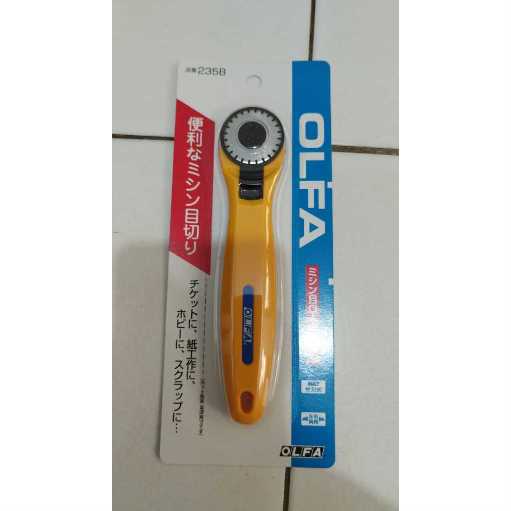 

OLFA ROTARY CUTTER 235B Perforation Cutter 28mm ( PRC-3/C )