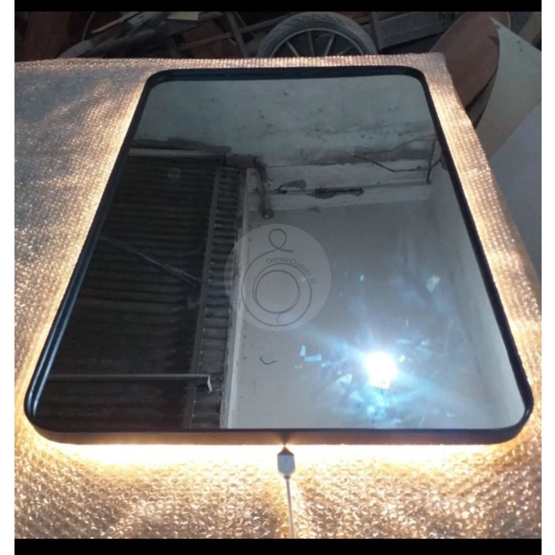 custom mirror with LED light