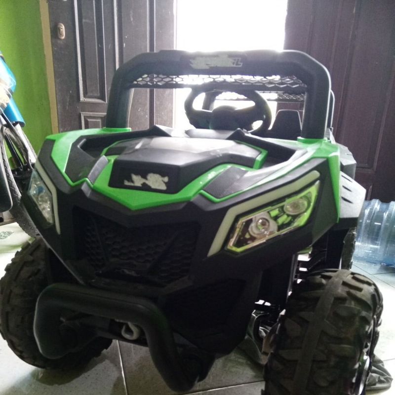 mainan anak mobil aki