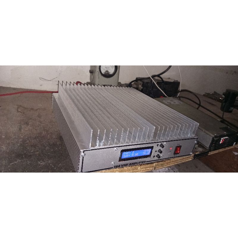 BOSTER 144 MHZ 800-1000 WATT FULL DIGITAL