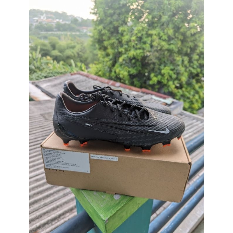 Nike Sepatu Sepak Bola Pria Phantom GX Academy MG - Hitam [DD9473-010]