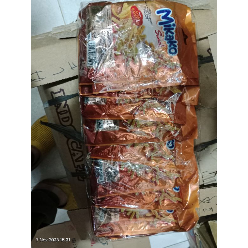 

MIKAKO snack 10 pcs @22g