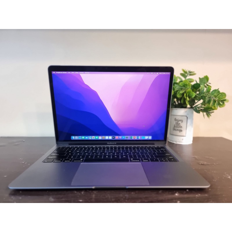 Macbook air 13inch 2018