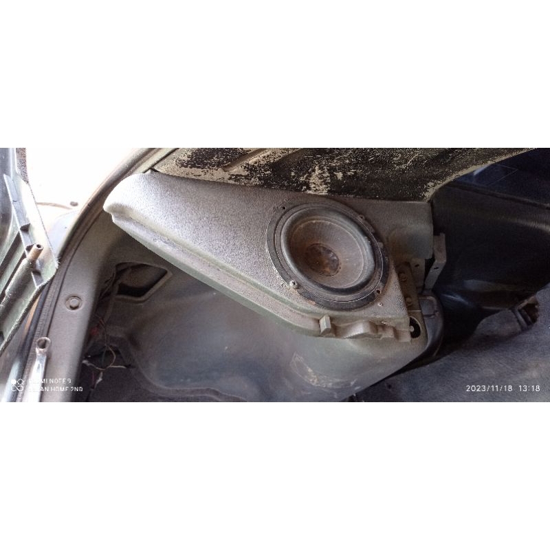 cover /tempat speaker belakang charade cx