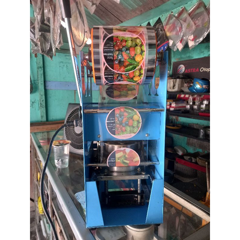 Press cup gelas plastik lengkap