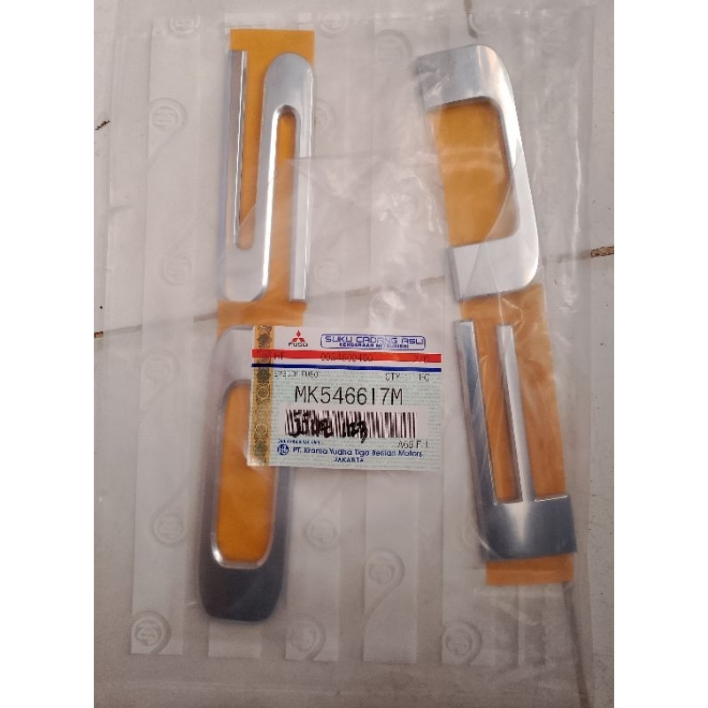 EMBLEM FUSO CANTER KTB