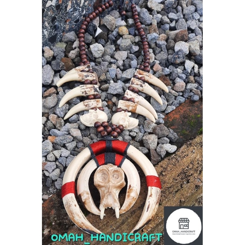 KALUNG TARING BABI KHAS DAYAK VARIASI TENGKORAK MONYET