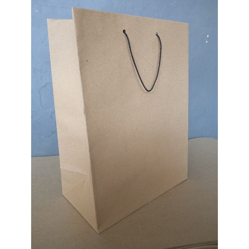 

(Paket 12 pcs) Paperbag 23x12x30 paperbag terlaris|Tas Kado |Tas Souvenir