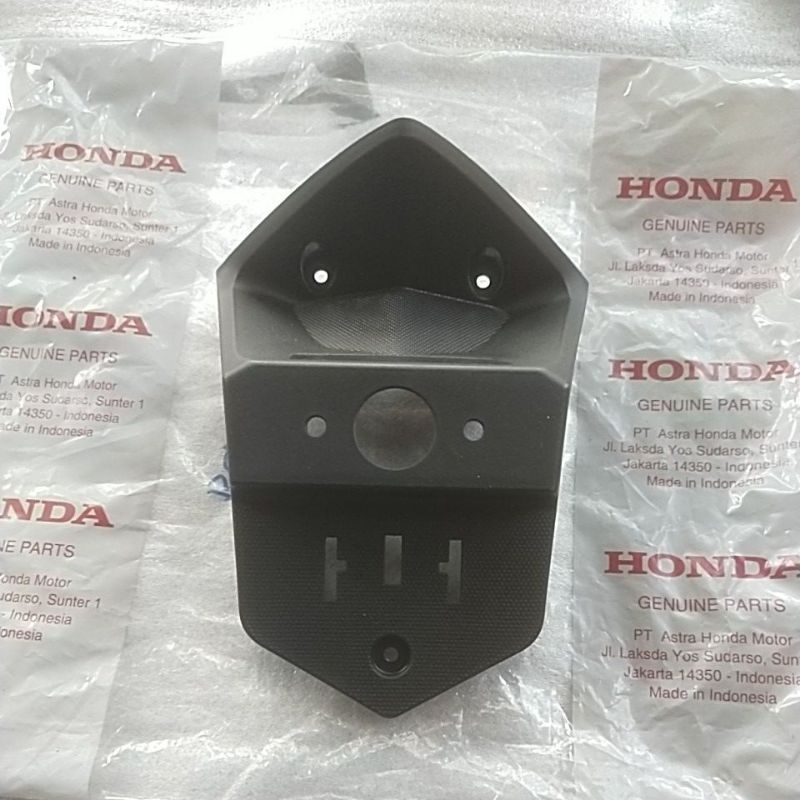 tutup slebor belakang Vario 125 old