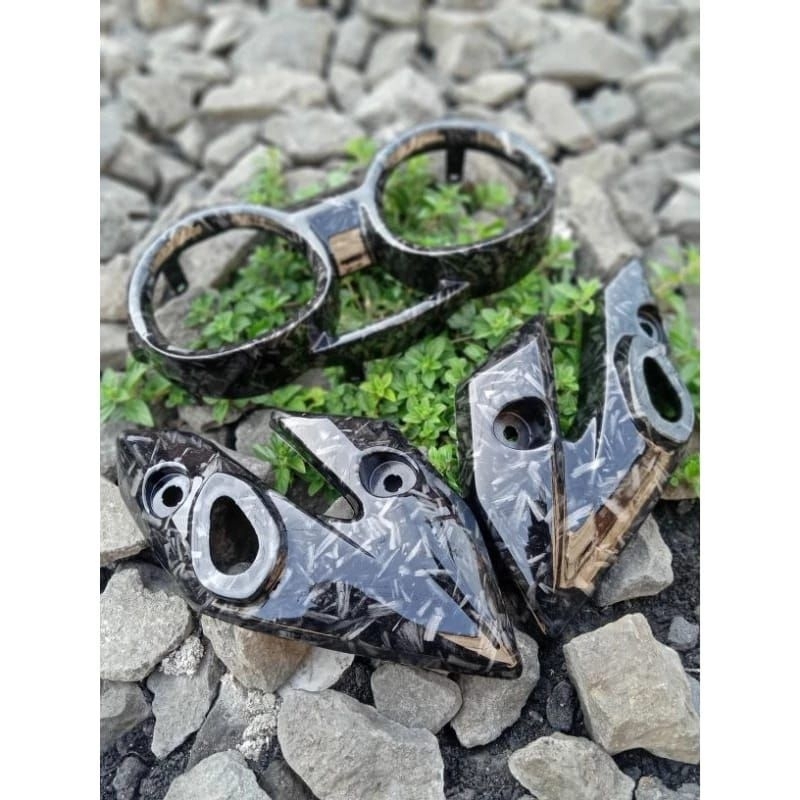 Cover Spidometer VIXION OLD + KUPINGAN LAMPU SEN VIXION OLD CARBON MOTIF FORGET