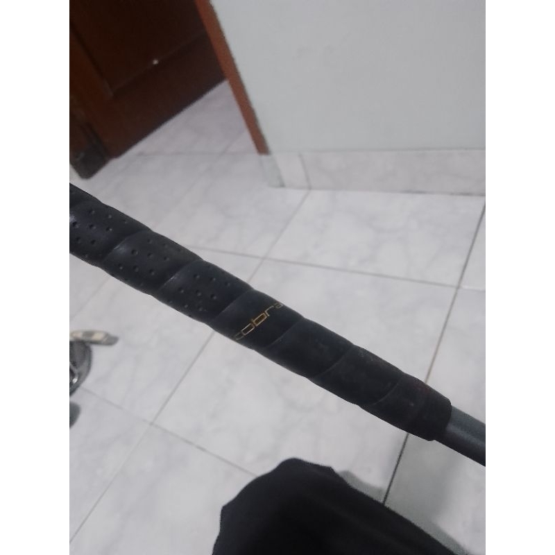 Stik Golf Bekas no 3 King Cobra Iron Graphite Stick