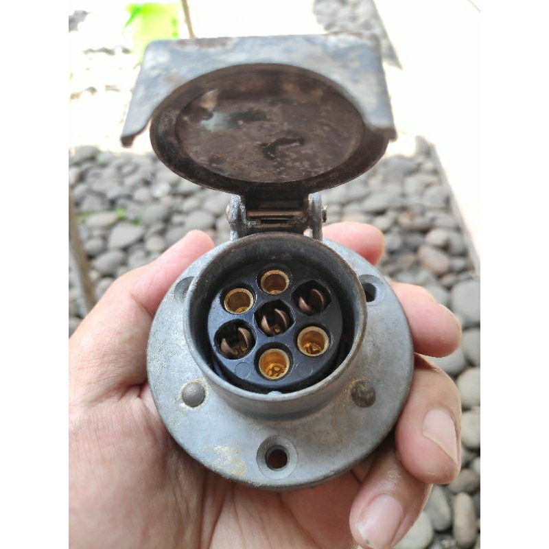 Soket anhang/socket trailer utilux australia