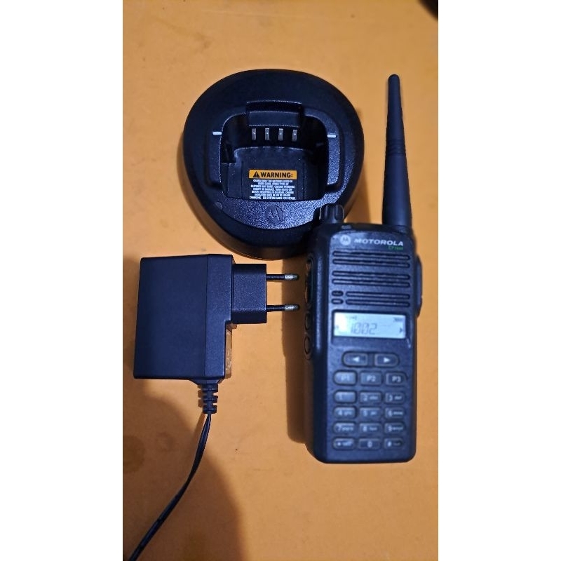 Ht Motorola Cp1660 Uhf 350Mhz Cp 1660 Uhf Low Band Bekas