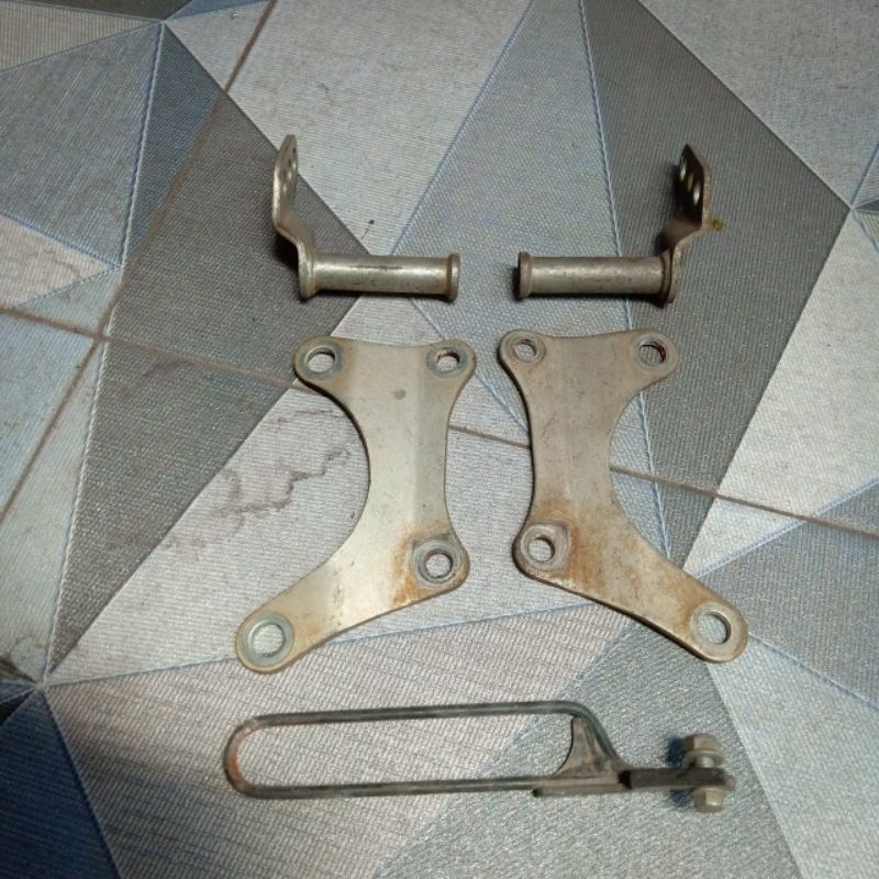 dudukan mesin dudukan kabel speedometer klx 150 copotan