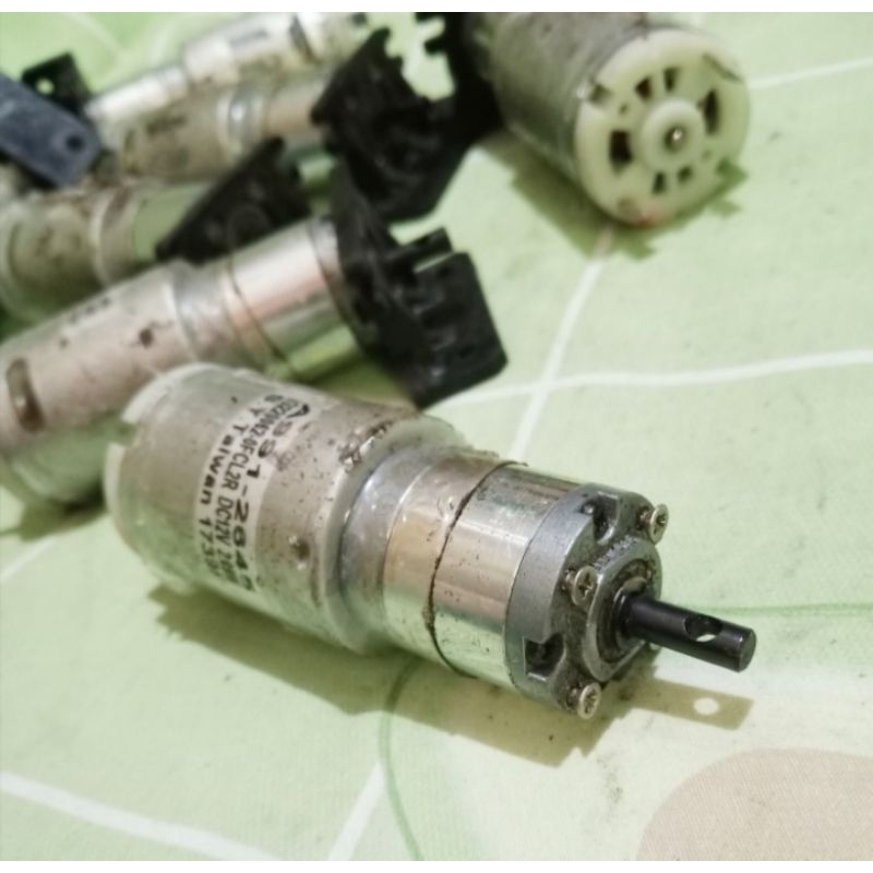 Motor DC Gearbox Gear box AA991 S.Y. Taiwan Punya 12V - 110rpm - 2.09W - torsi 5kg