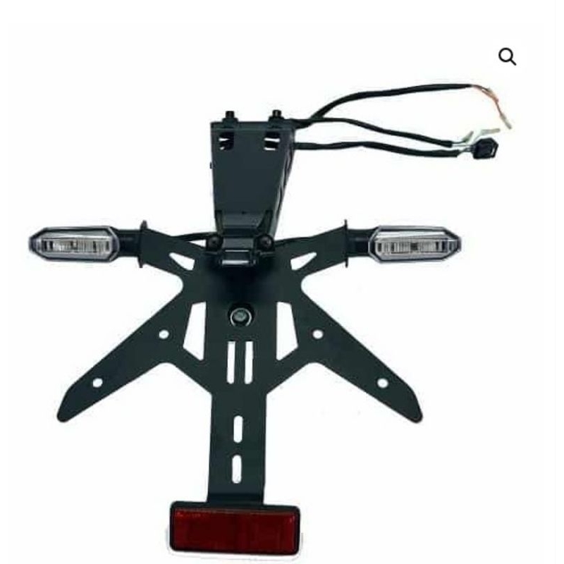 Dudukan Plat Nomer dan Sein Variasi CBR150R Honda ori. Tidak termasuk sein