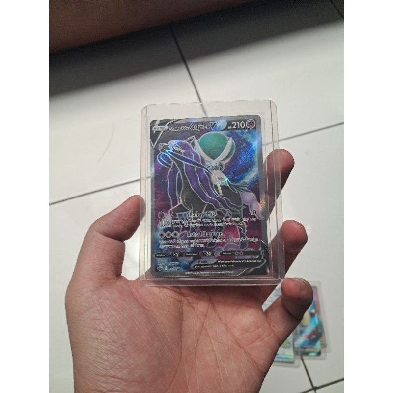 Kartu TCG Pokemon English Inggris Shadow Rider Calyrex V Full Art Holo