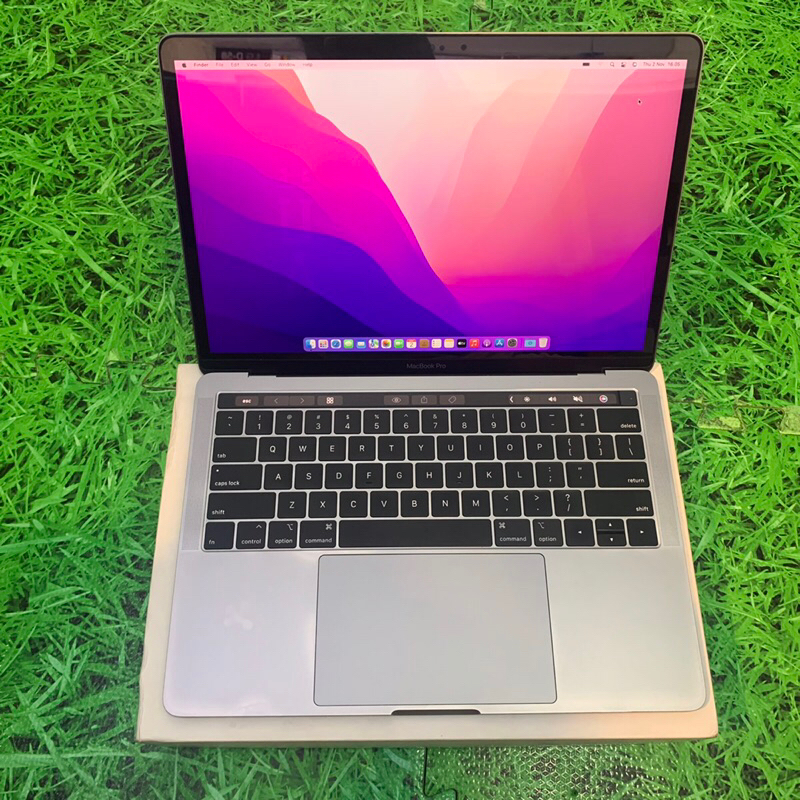 MacBook Pro 13 inch 2017 8/512