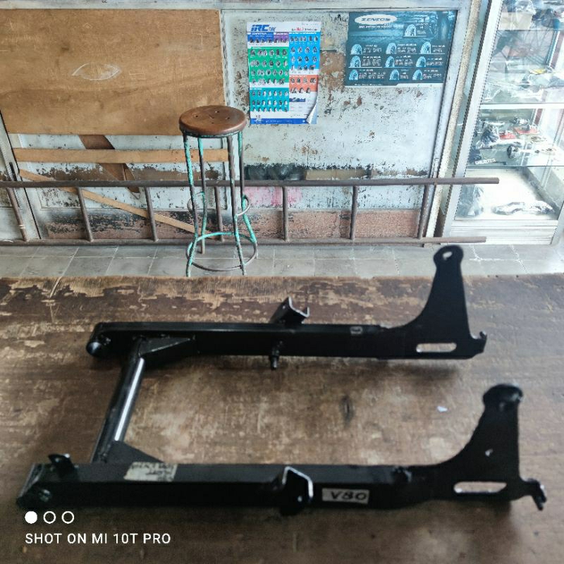 Fork Swing Arm Yamaha V80 High Quality