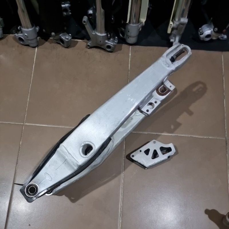 swingarm arm SE trail Yamaha YZ 125 250