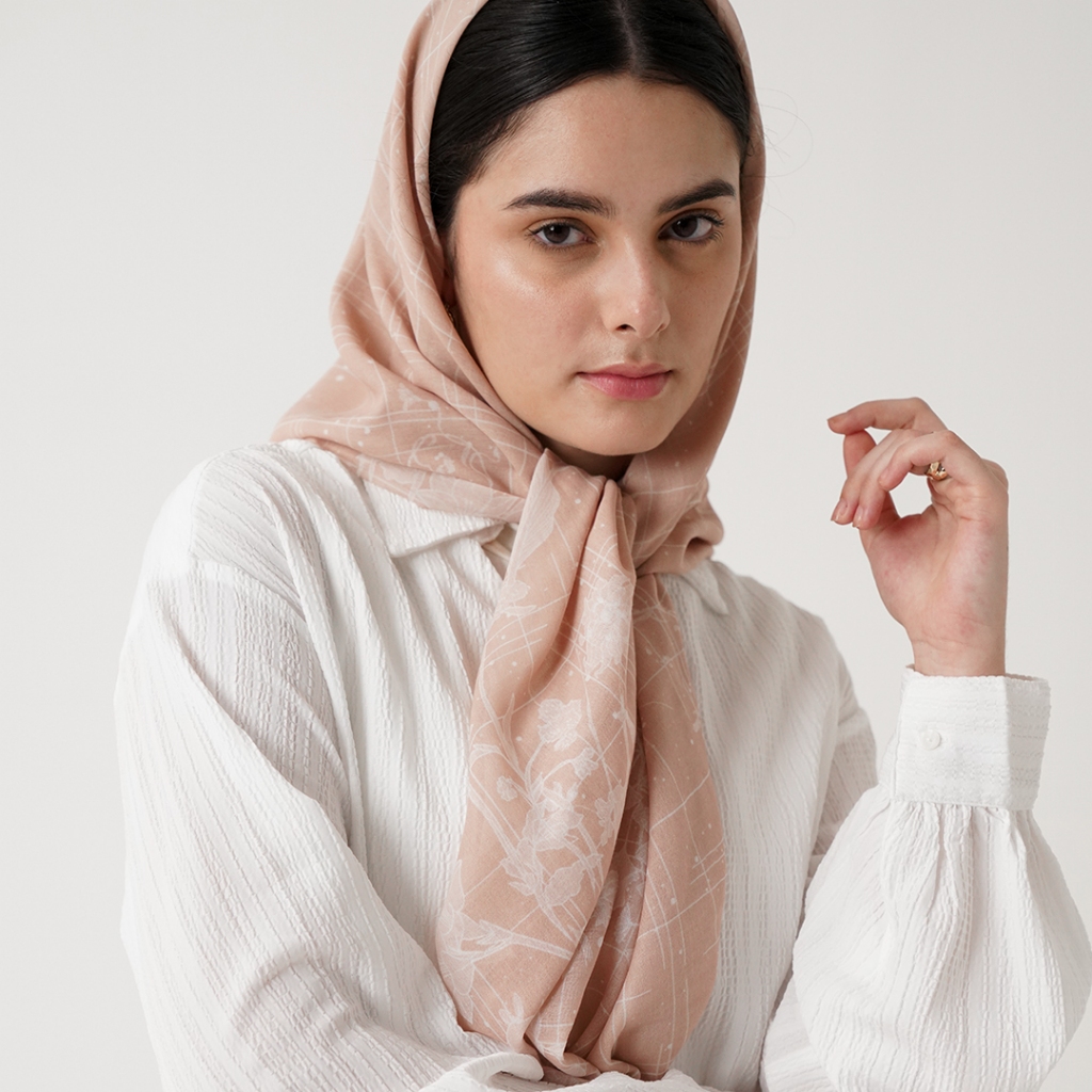 Queensland Premium Hijab Segi Empat Motif L03000023Q Peach