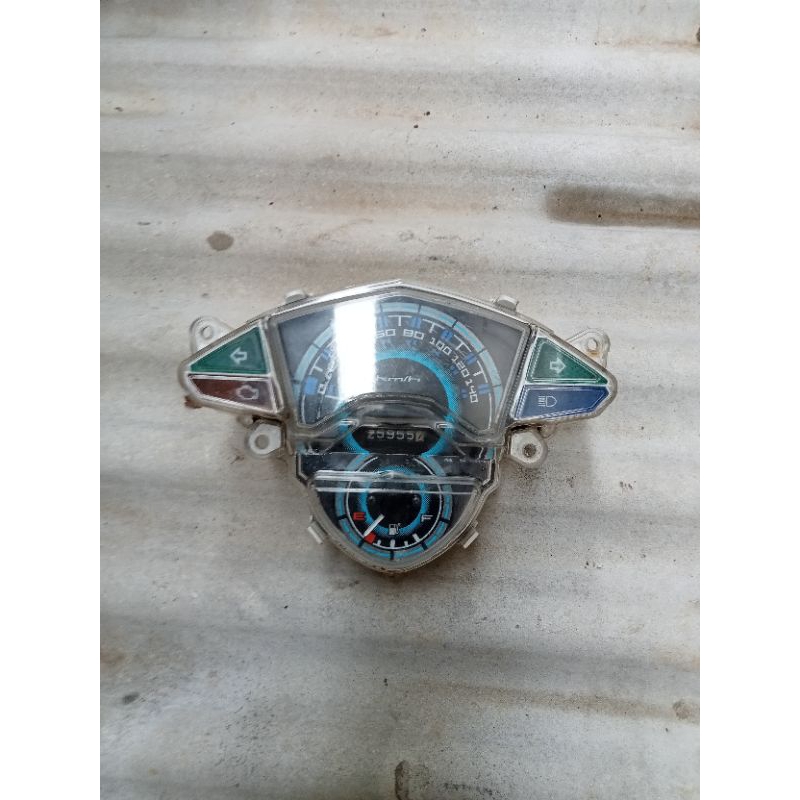 spidometer speedometer Xeon karbu ORIGINAL