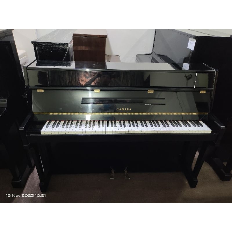 Piano Yamaha LU-80 CPE Yang Ada Kaki