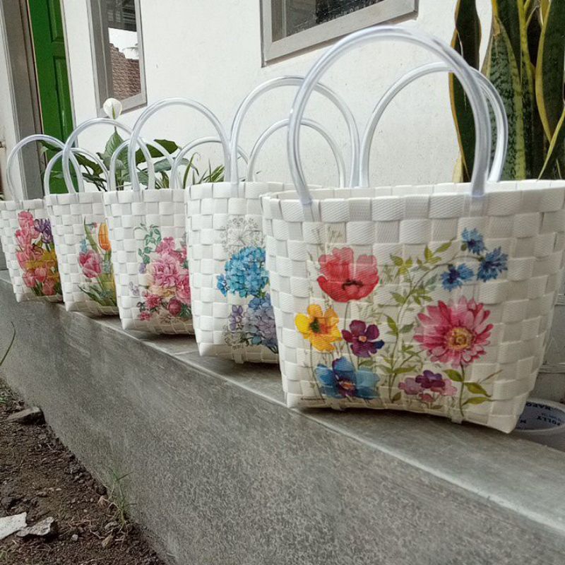 tas anyaman  decoupage mini embos ,tas hampers, bahan kaku tebal