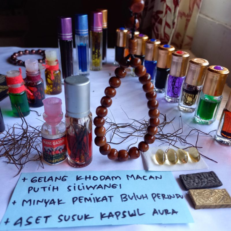 gelang laduni sunan kali jaga dan 9 para wali. kebal sa'jam, tahan pukul , kewibawaaaan dan lancar u