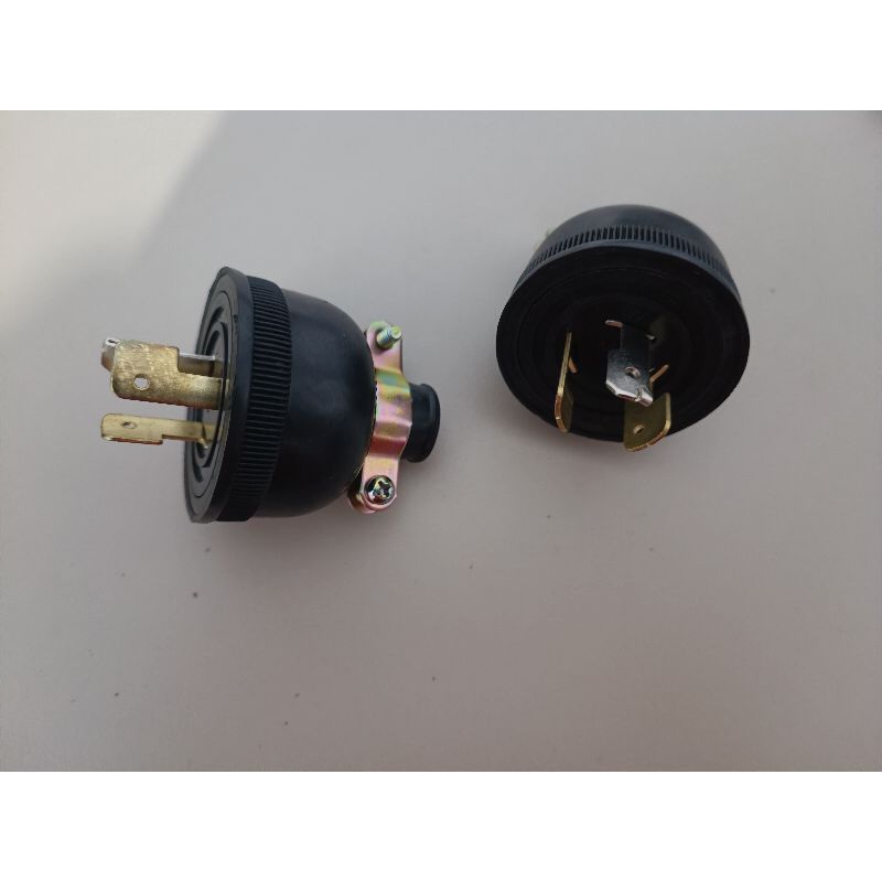 Colokan Listrik Steker Genset 3 Kaki 2000-5000W