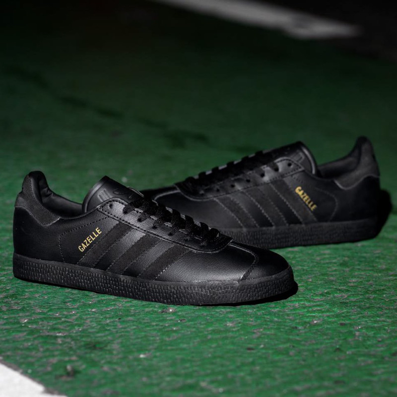 ADIDAS GAZELLE LEATHER ALLBLACK