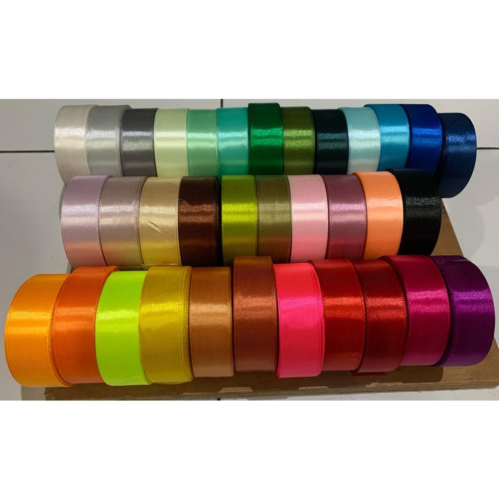 

Pita Satin 1" Roll Pita Satin 2.5Cm Roll Pita Hampers Buket Bunga