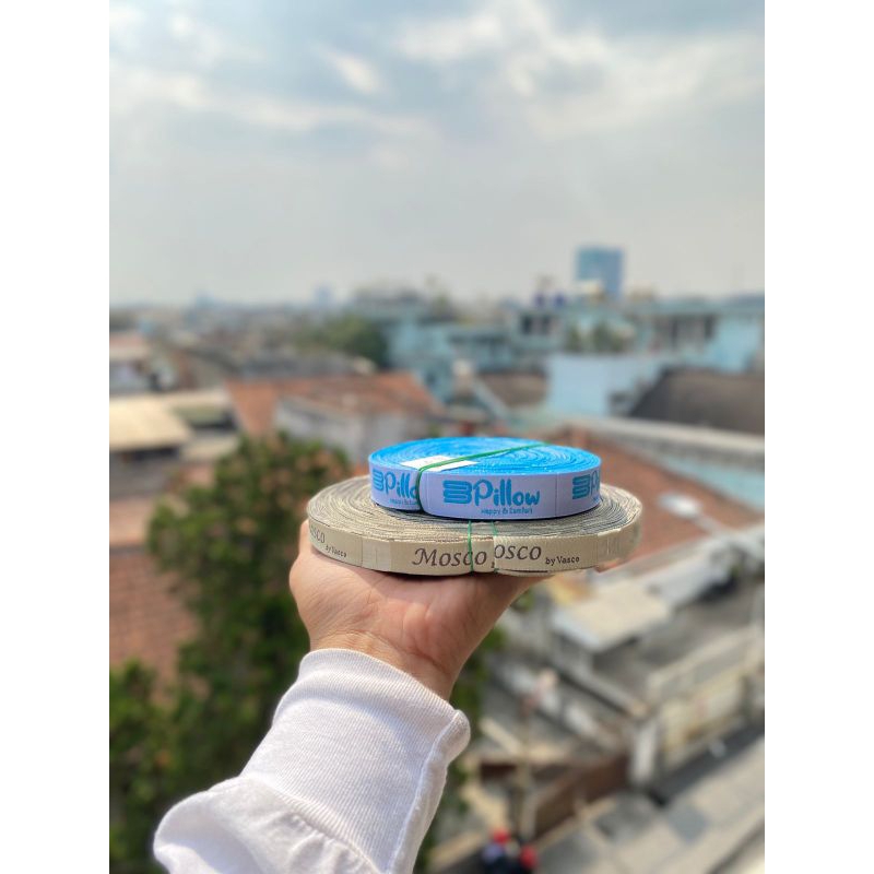 

label woven (2x4 cm) label baju, label bordir