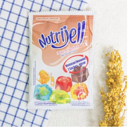 

Nutrijell Jelly Instan Cokelat 1 Kotak isi 12 Sachet - 20 gr