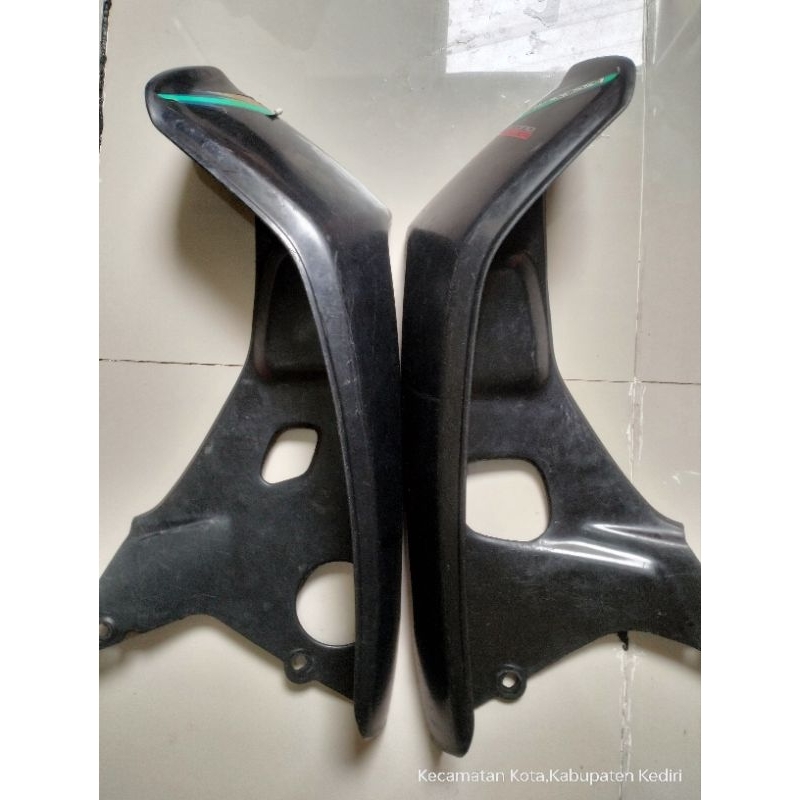sayap legsil honda Astrea grand, astrea impressa ori warna hitam