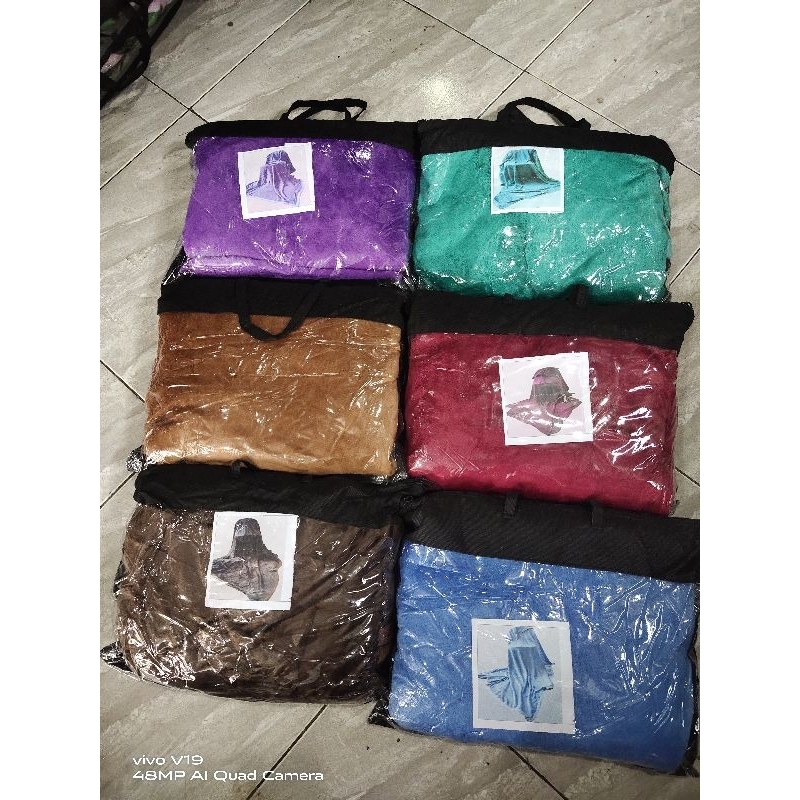 Selimut Polos jumbo + tas BilQis