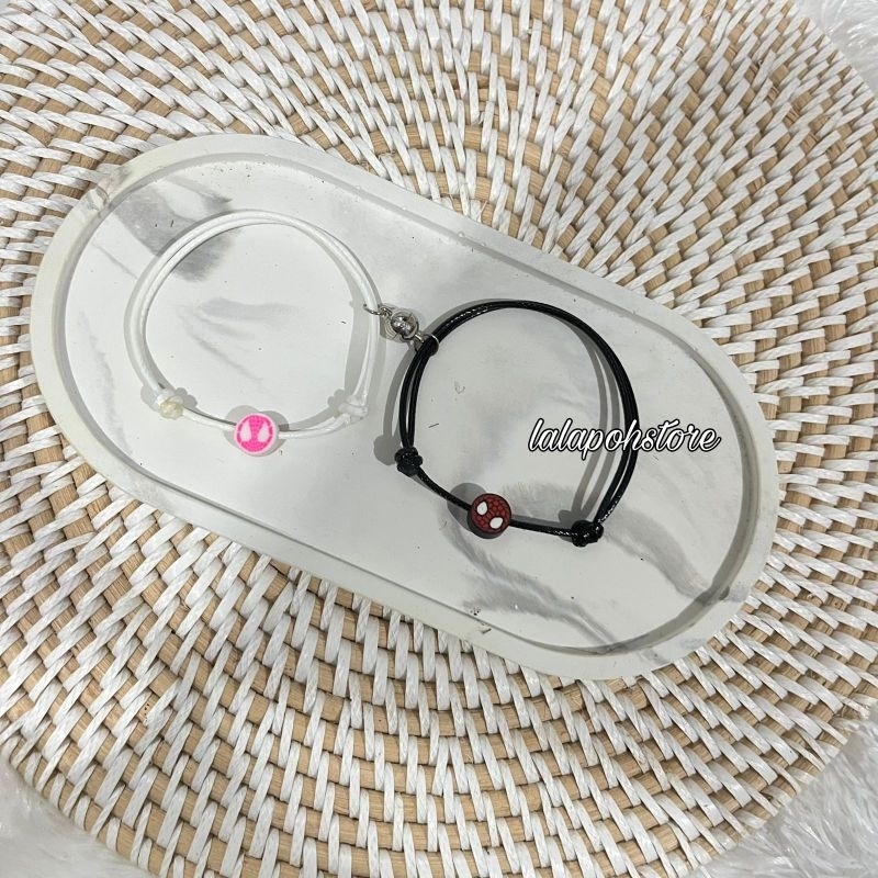 GELANG COUPLE MAGNET SPIDERMAN HITAM PUTIH | GELANG COUPLE MAGNET GWEN AND MILES