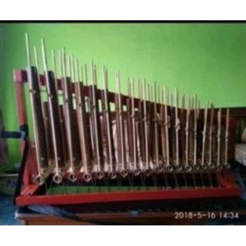 angklung toel / angklung ngamen gendong 18 nada bahan bambu hitam
