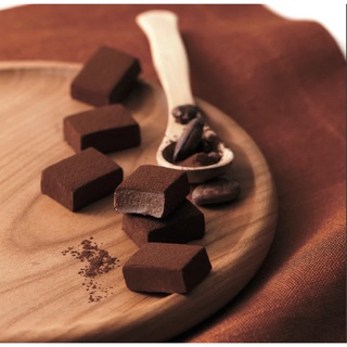 

ROYCE NAMA CHOCOLATE MALAYSIA 125GR | READY 25 MAY '24