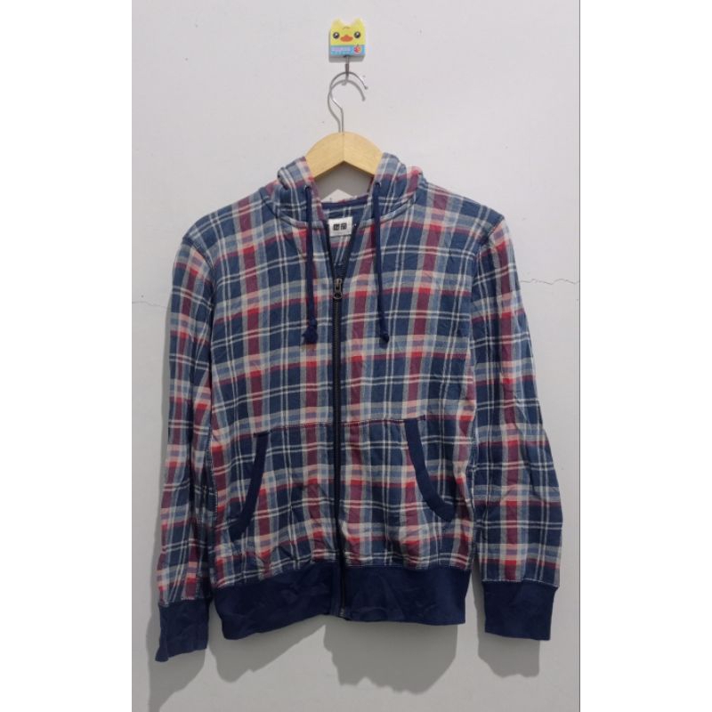 Uniqlo Hoodie zipper Tartan 100%Ori bahan terbaik