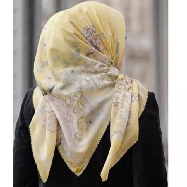 Preloved  Buttonscarves Hydrangea Jaune