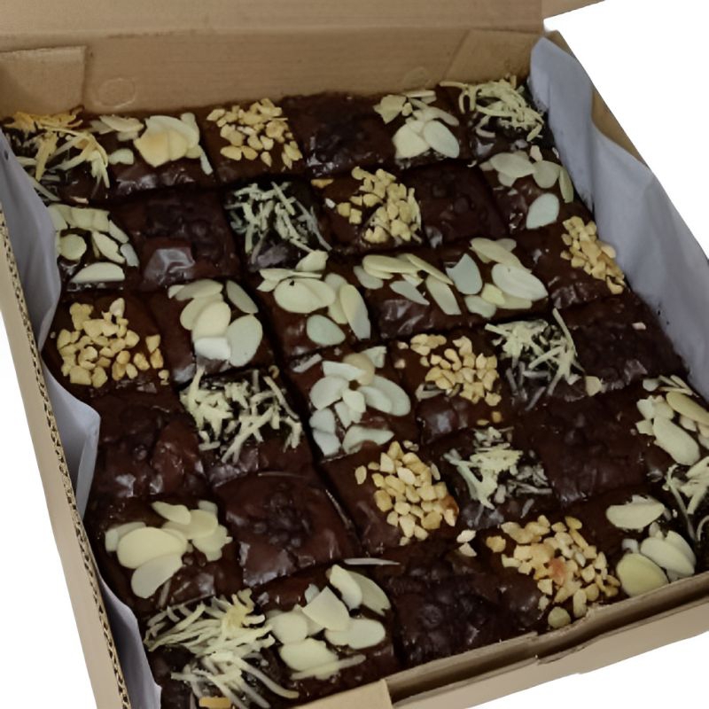 

fudgy brownies panggang sekat coklat 20x20cm (isi 36pcs) hampers birthday