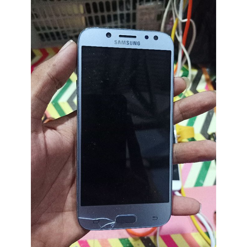 Samsung j5 pro minus lcd