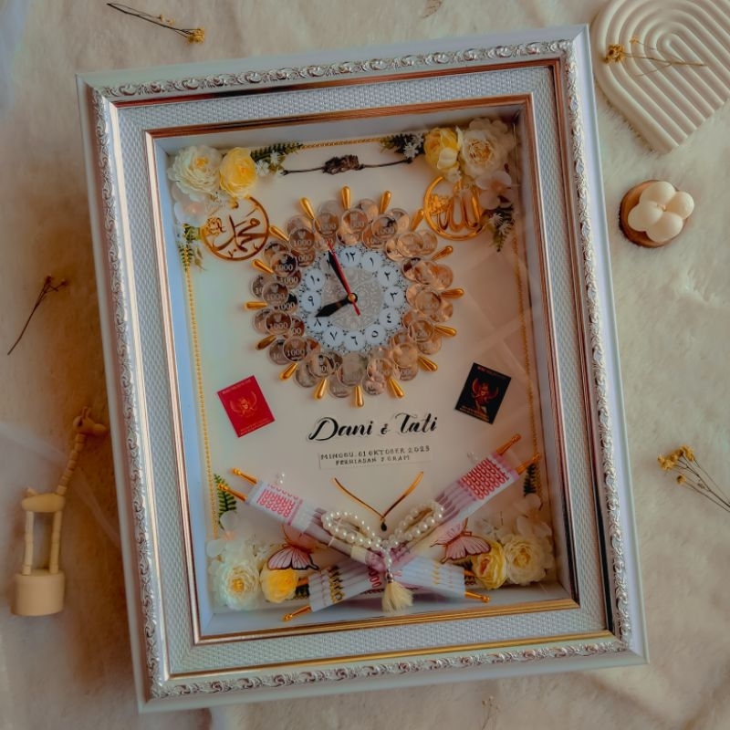 Bingkai Mahar Jam Koin
