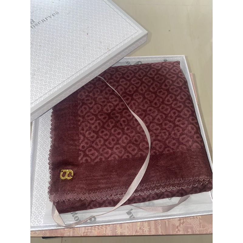 Preloved Buttonscarves Tapis Spiced Apple