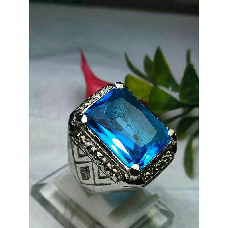 blue topas kotak